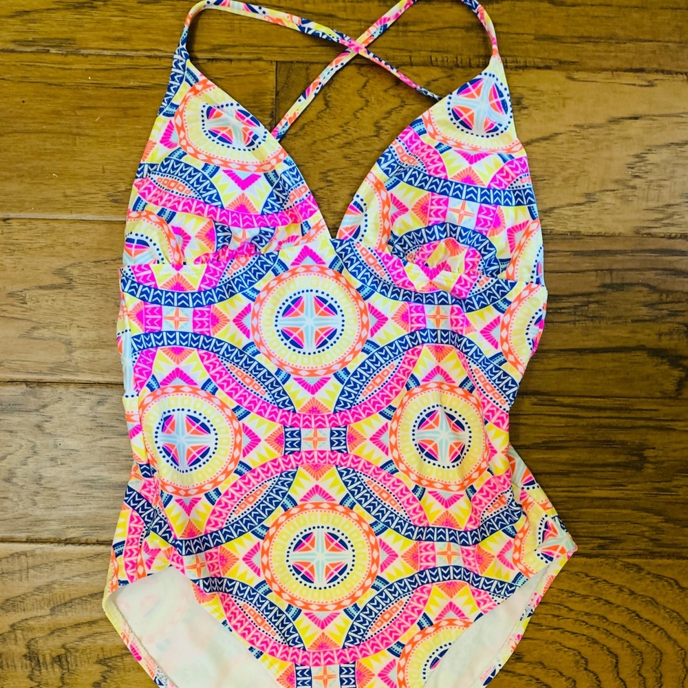 Neon geometric one piece swimsuit 4-6 pink blue